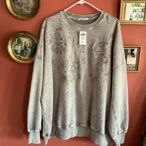 Next Gray Women's Crewneck Top